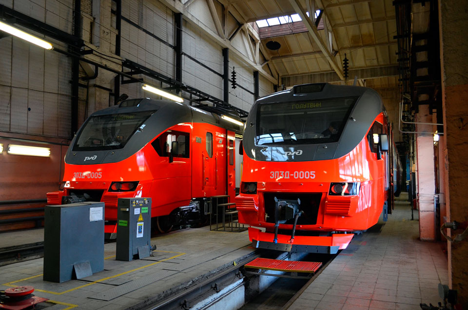 новые поезда на сборке в Трансмашхолдинге